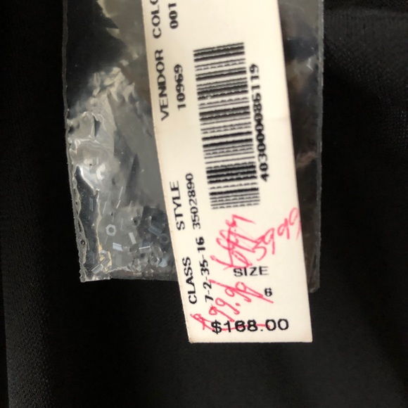 Classic Gown - Picture 6 of 6